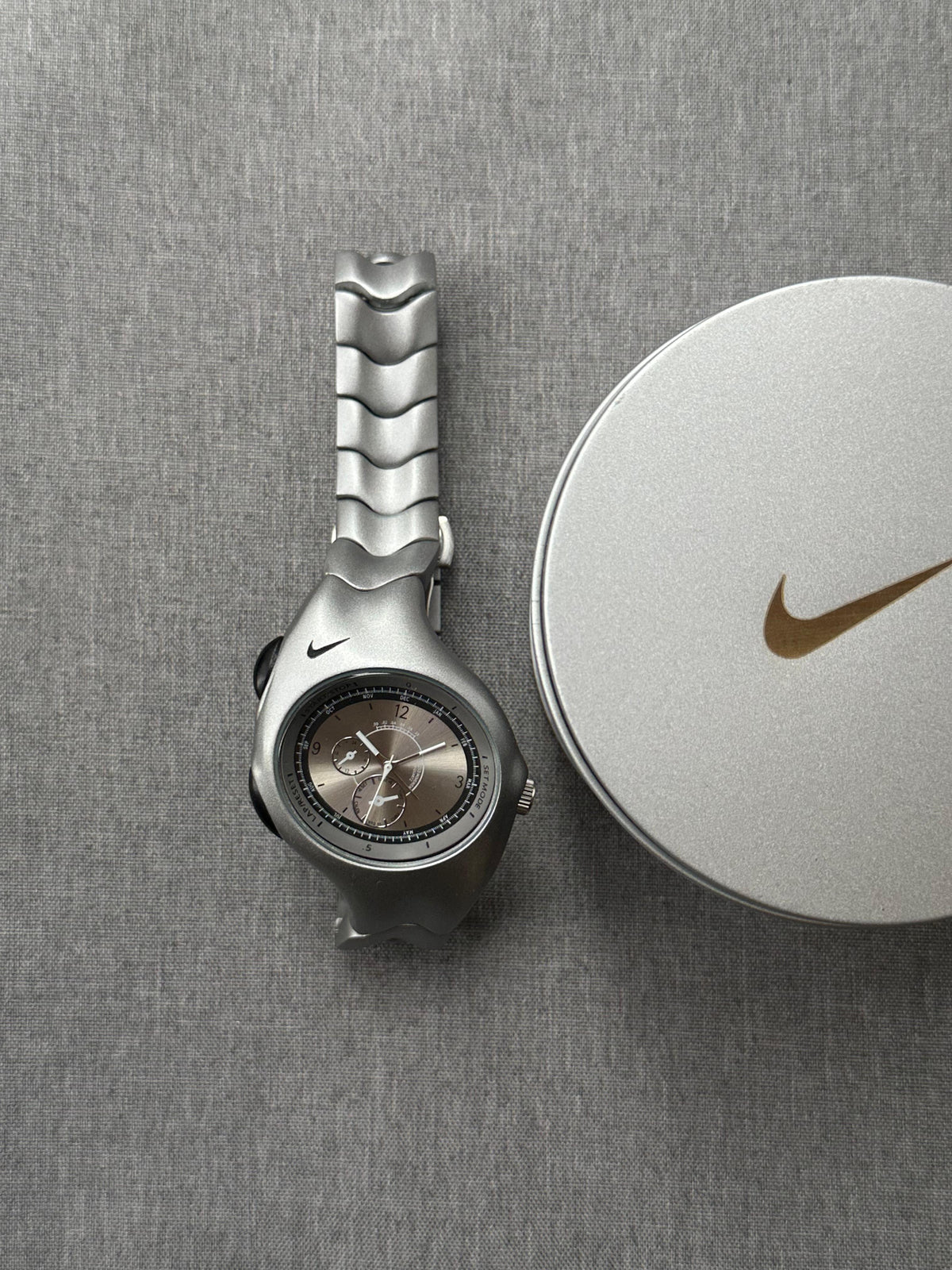 Nike Triax Chronograph Watch Matte Silver – Vintage Grey Stainless Steel Sports Watch, Rare Collectible Timepiece